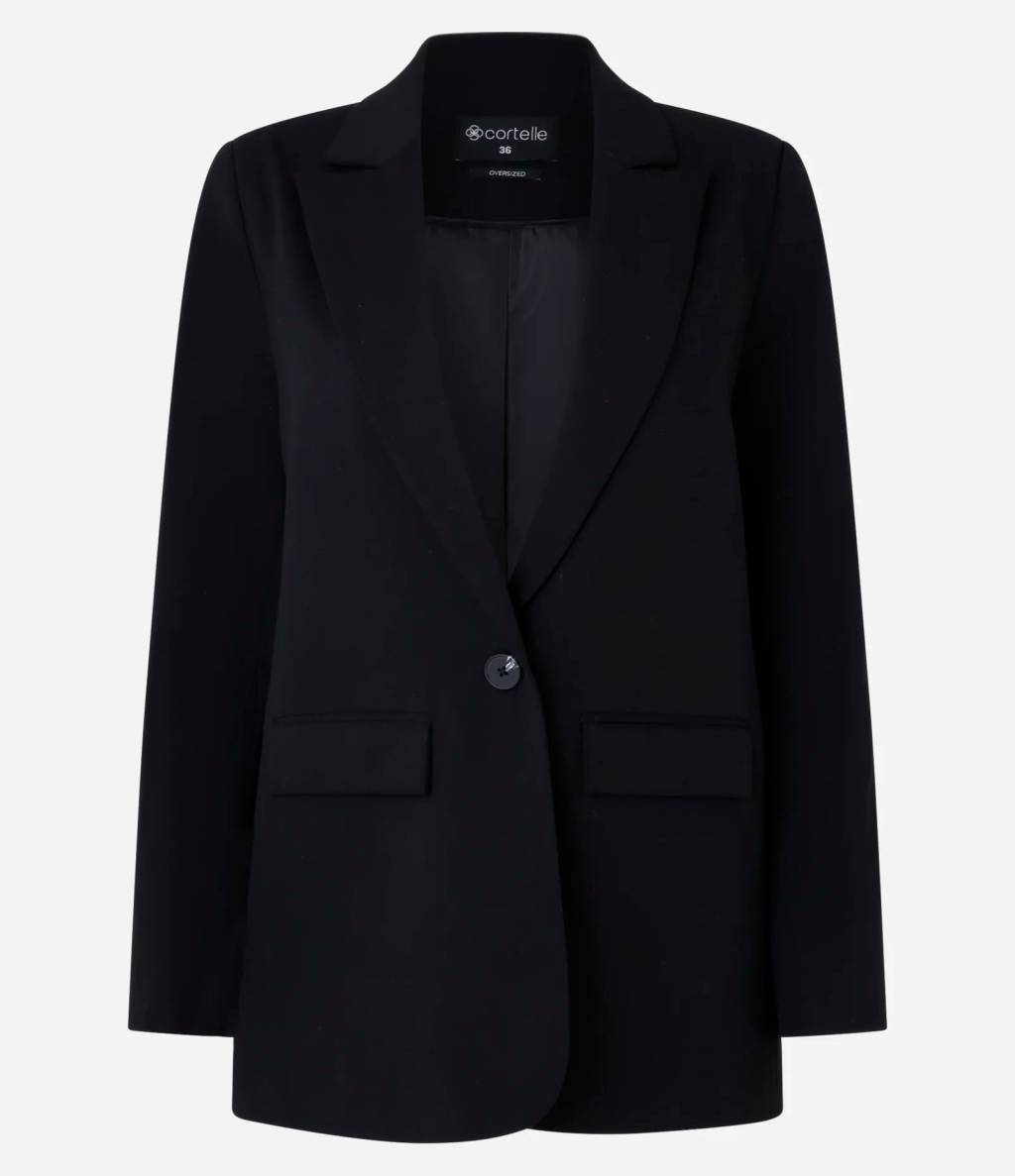 Blazer oversized preto com bot&atilde;o no centro