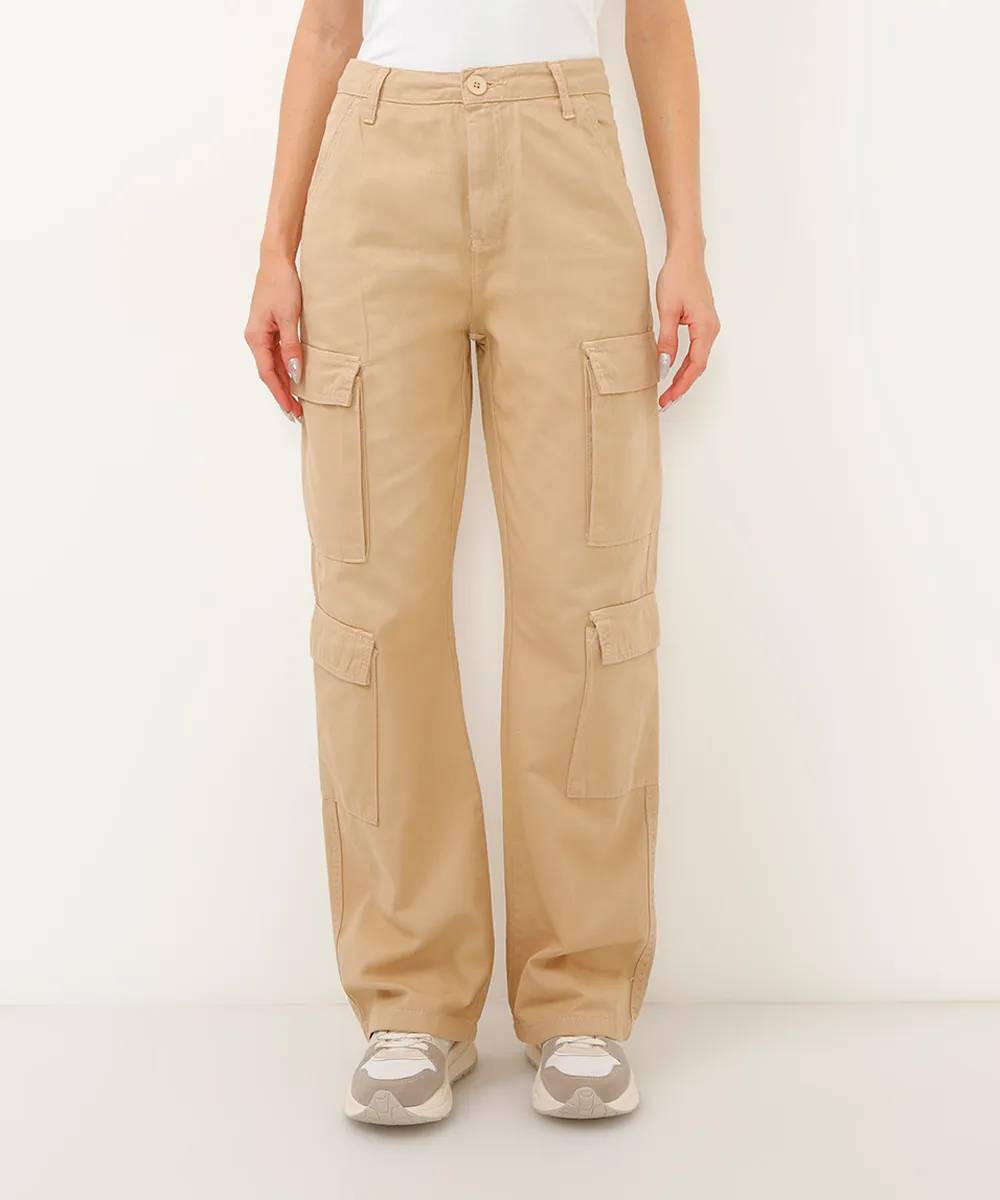 Cal&ccedil;a cargo marrom