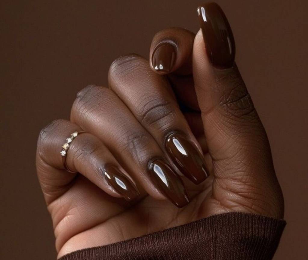 esmaltes-outono (2) Esmalte marrom-chocolate