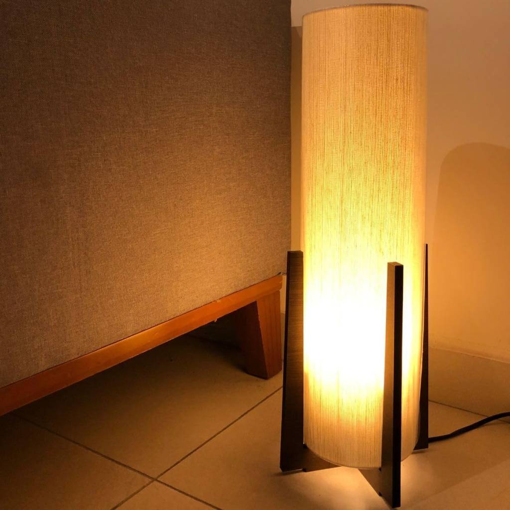 Luminaria Chão Piso Atlas De Madeira