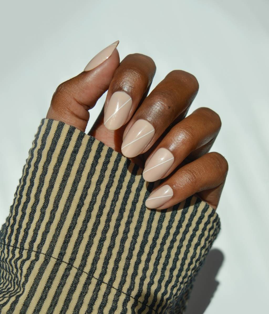 unha-nude Unhas nudes trazem elegância para as mãos