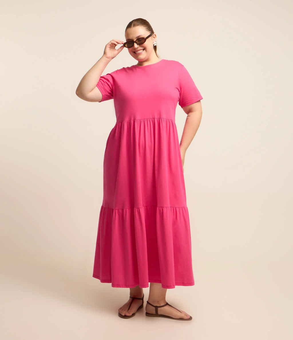 Vestido rosa plus size