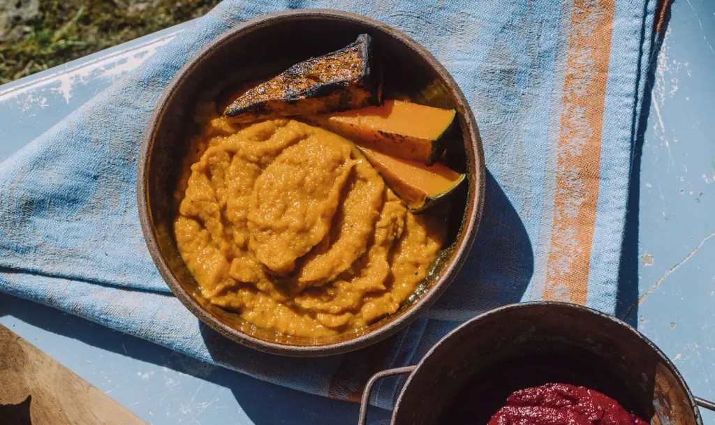 Homus de beterraba (ou de abóbora)