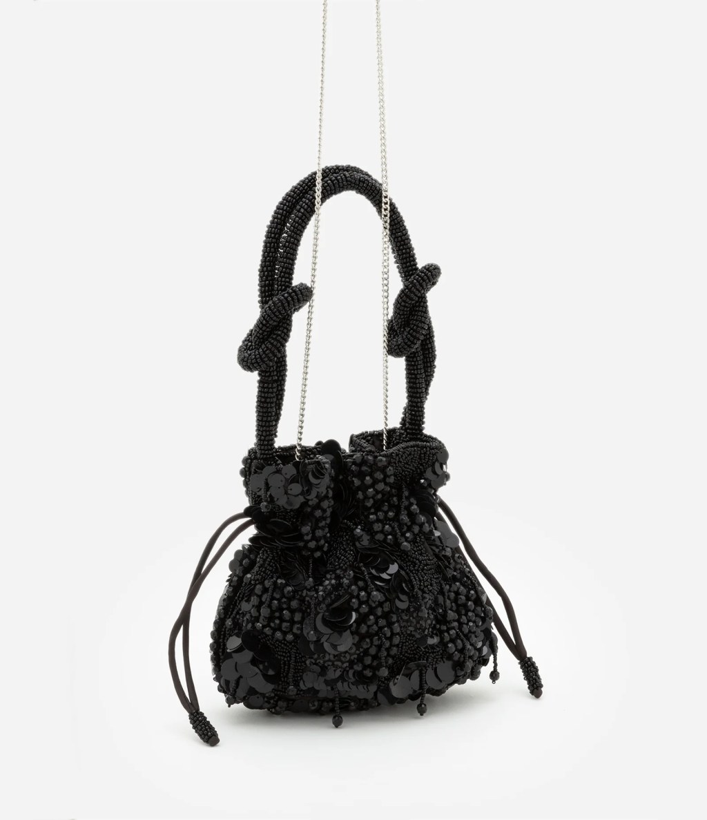 Bolsa preta de mão