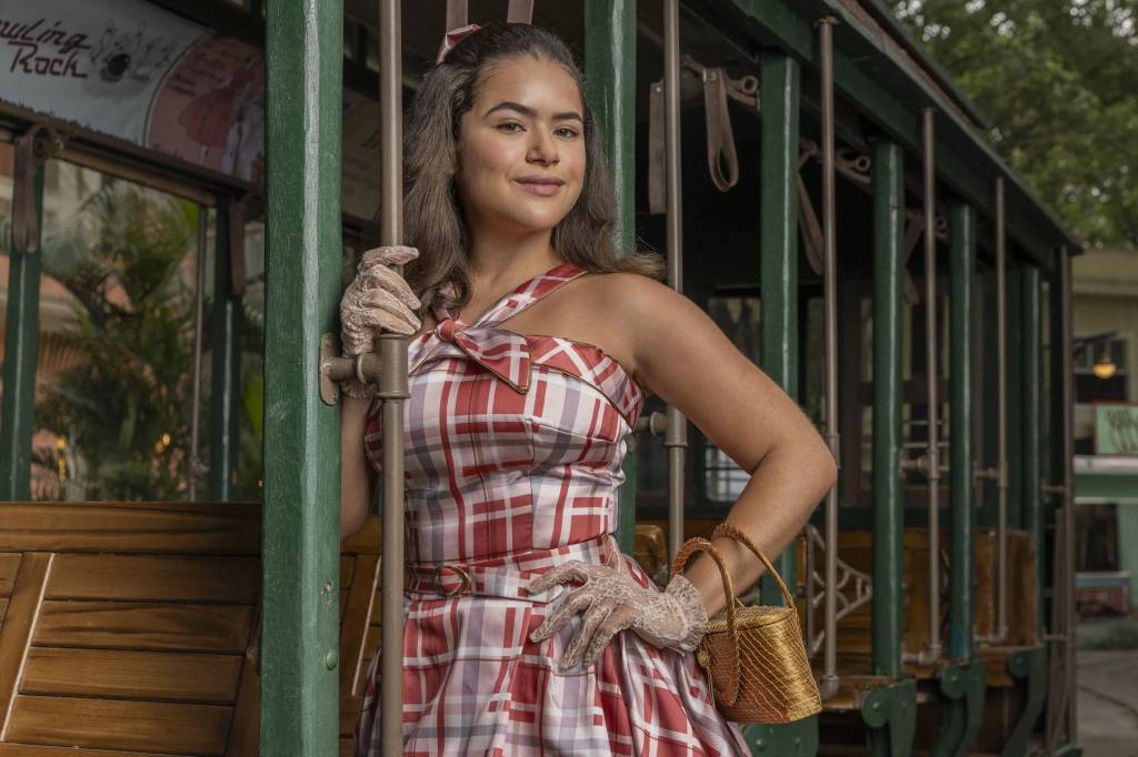 Em entrevista, Mayara Aguiar comenta o sucesso do folhetim e comenta os temas abordados na trama