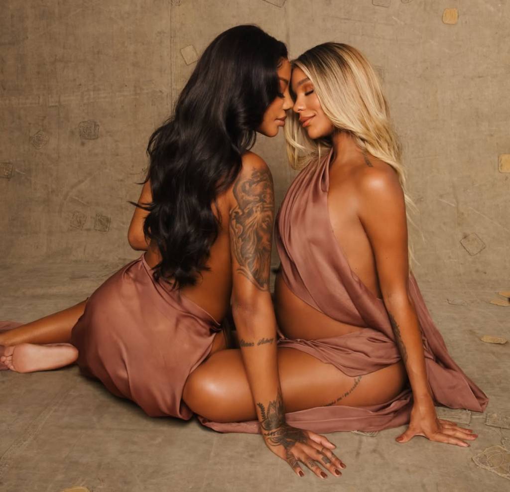 Ludmilla e Brunna Gonçalves em ensaio postado no Dia das Mães