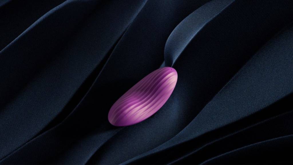 apimentar-dia-namorados-estimulador-clitoriano (1) Edeny Svakom é um vibrador de calcinha com app discreto (R$ 899,00)