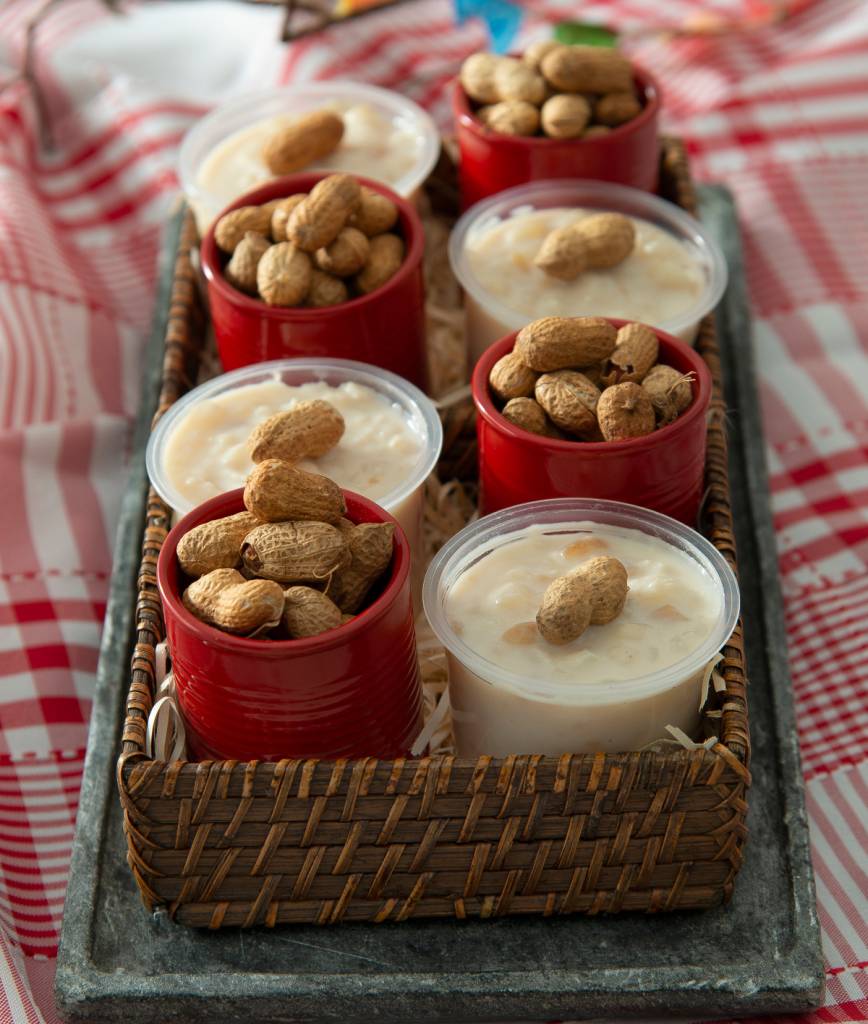 receitas-canjica-Canjica-coco-fresco-amendoim Canjica com coco fresco e amendoim