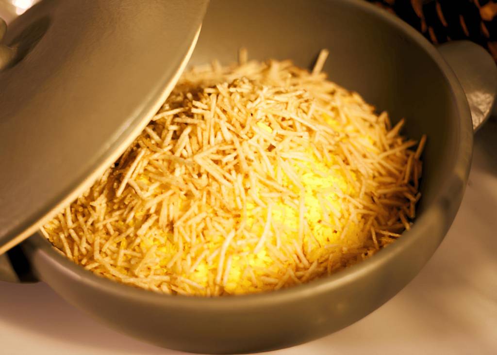 Arroz cremoso com leite de coco e batata-palha