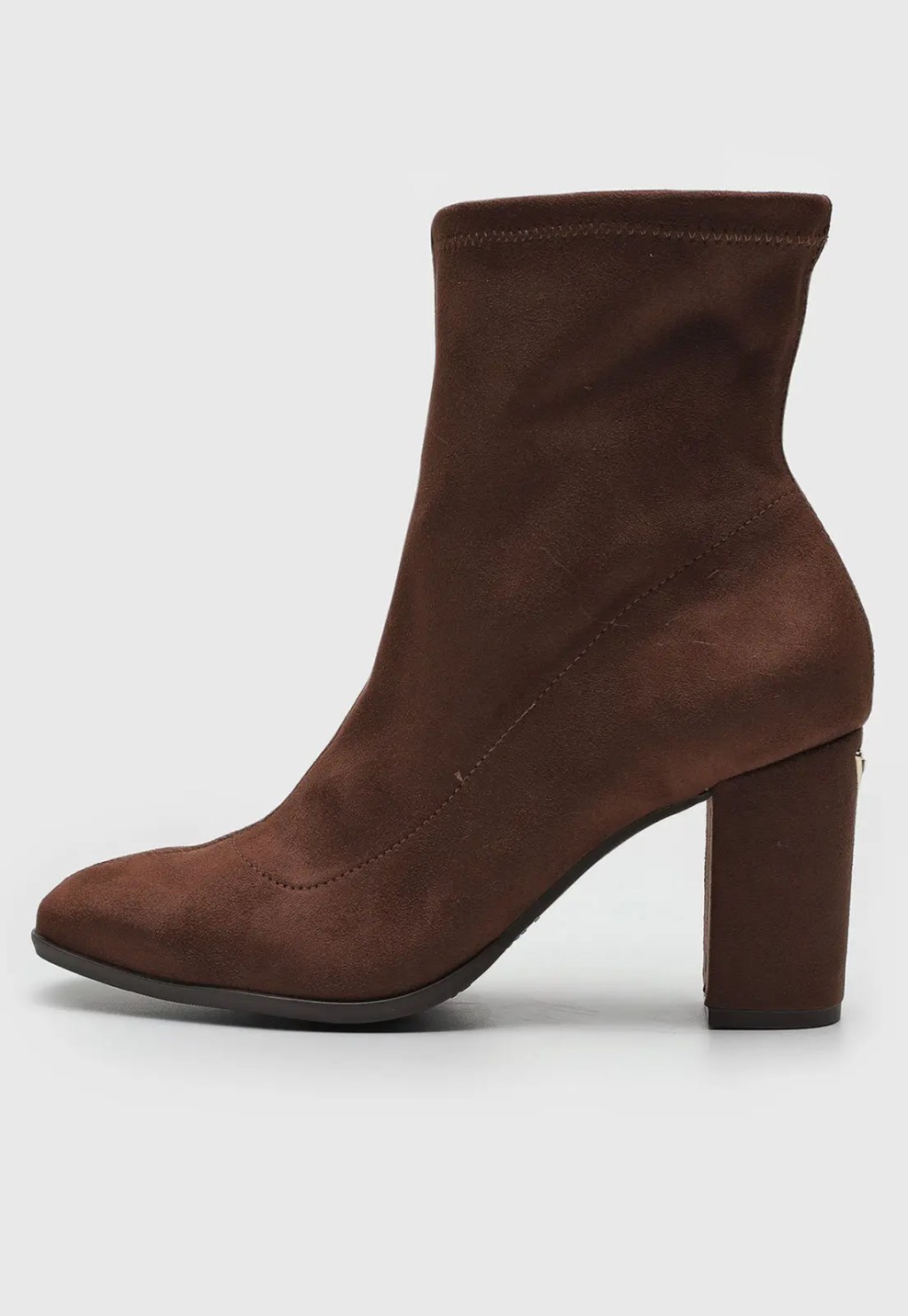 Bota de cano curto camurça marrom