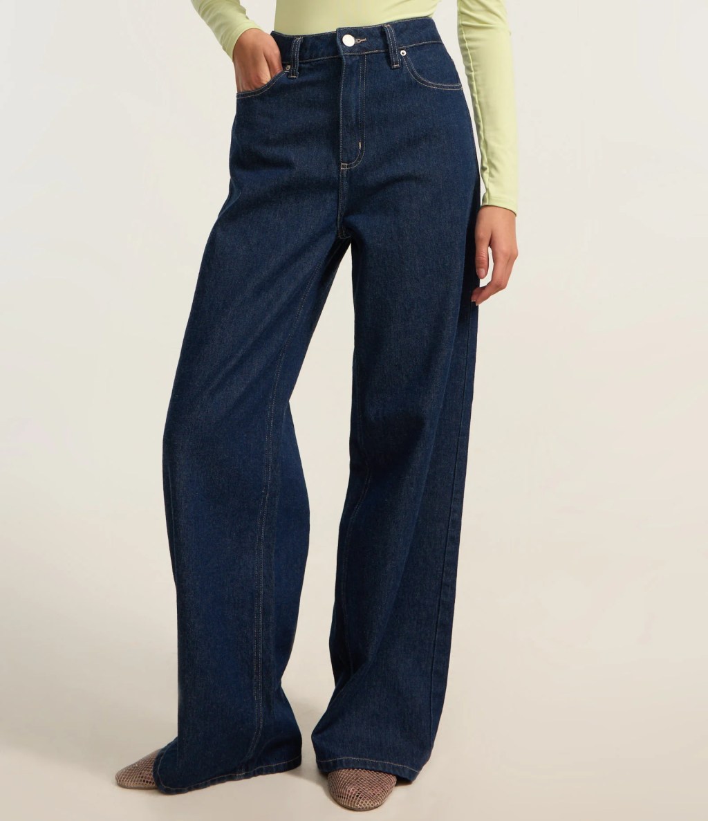 Calça wide leg jeans azul escurto