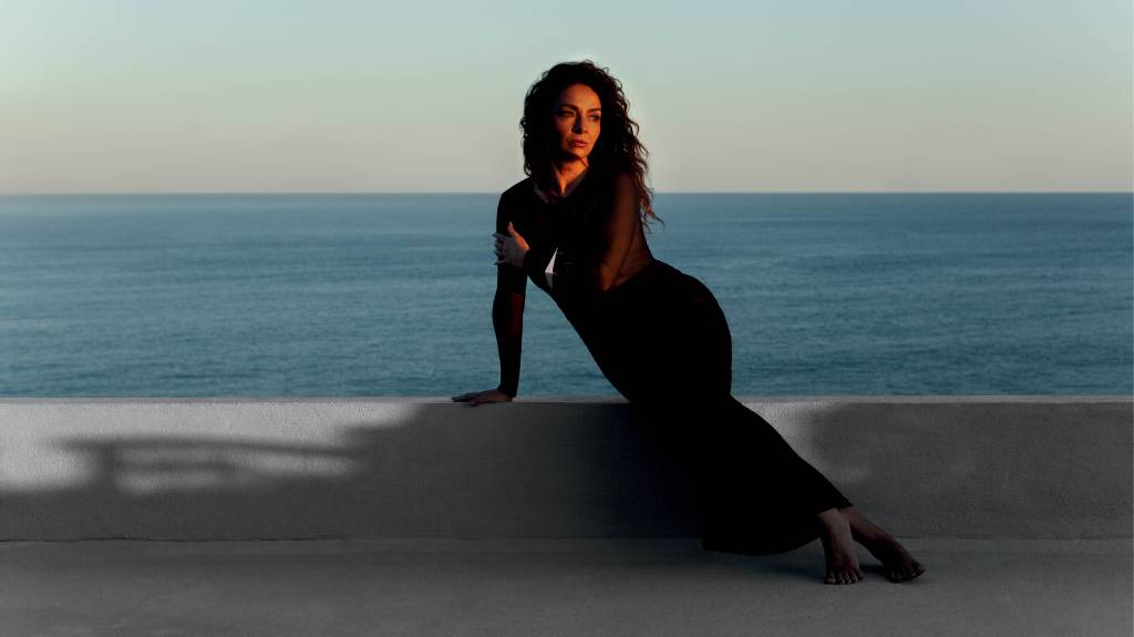 Claudia Ohana: “O mundo é dividido entre ansiosos e deprimidos. Eu sou ansiosa”