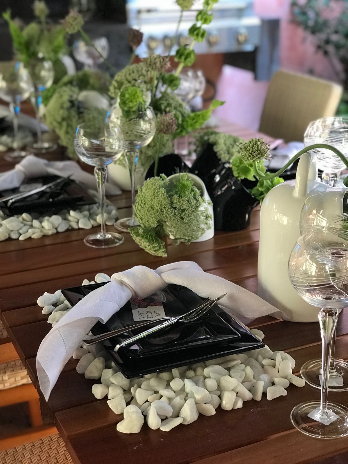 Como decorar mesa posta usando o que j&aacute; tem