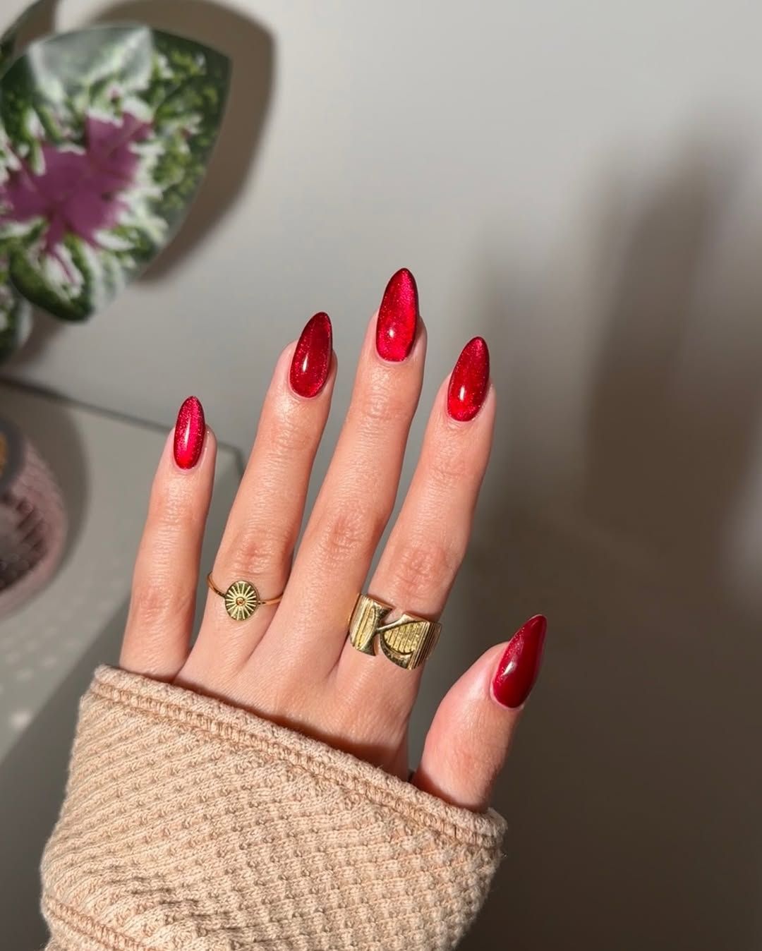 Unha inspirada em morango do amor