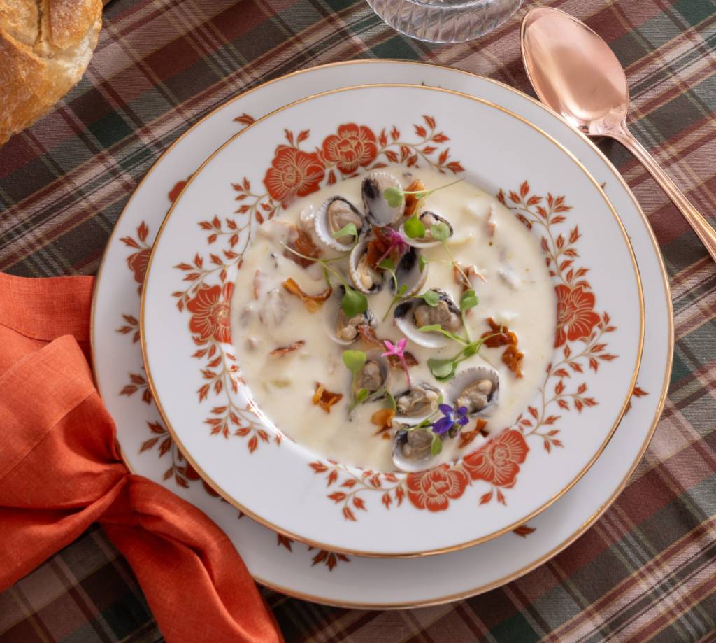 Clam showder é uma das sopas e caldos do delivery da Ghee Banqueteria