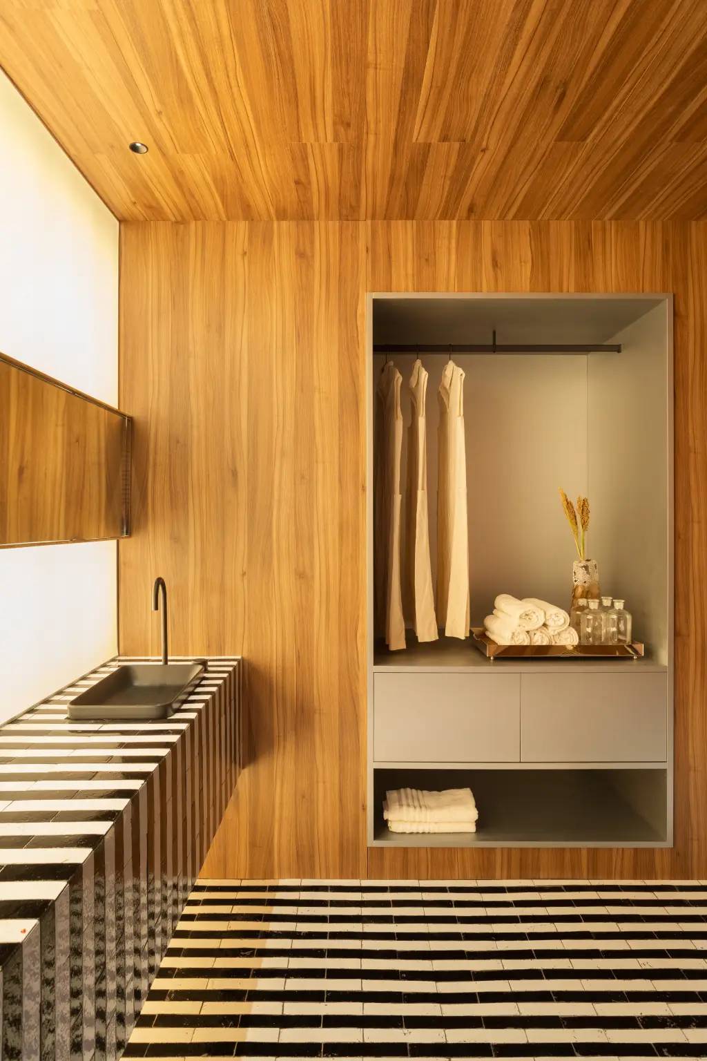 Os azulejos n&atilde;o precisam estar somente nas paredes