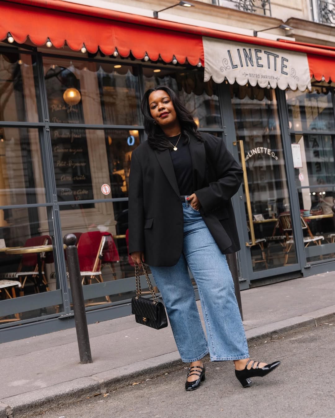 Look com blazer, cal&ccedil;a e salto para o trabalho
