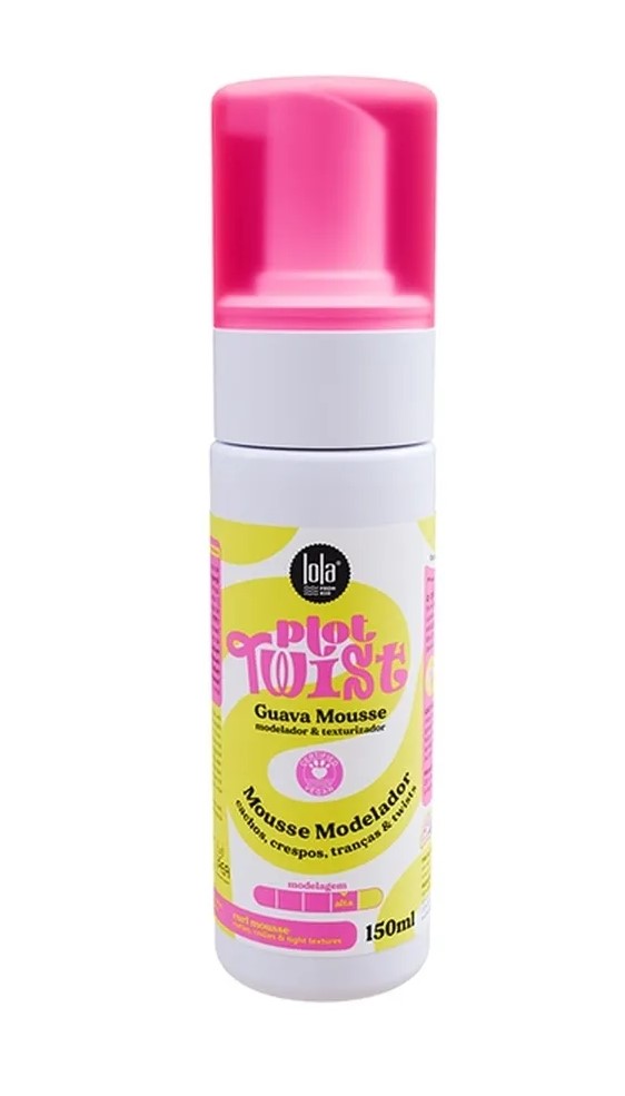 Embalagem branca e rosa do mousse capilar da Lola Cosmetics