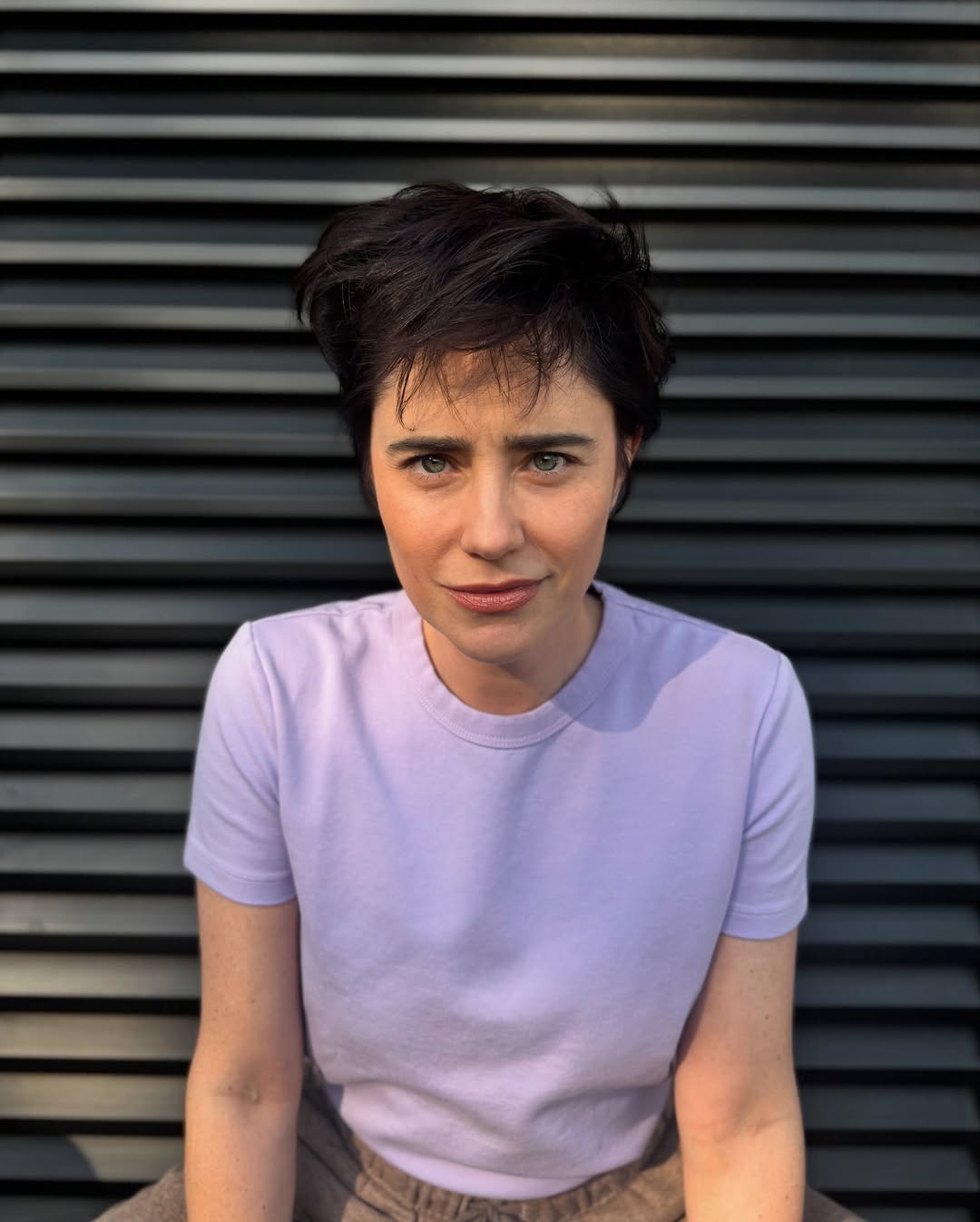 Imagem de novo visual de Fernanda Vasconcellos.