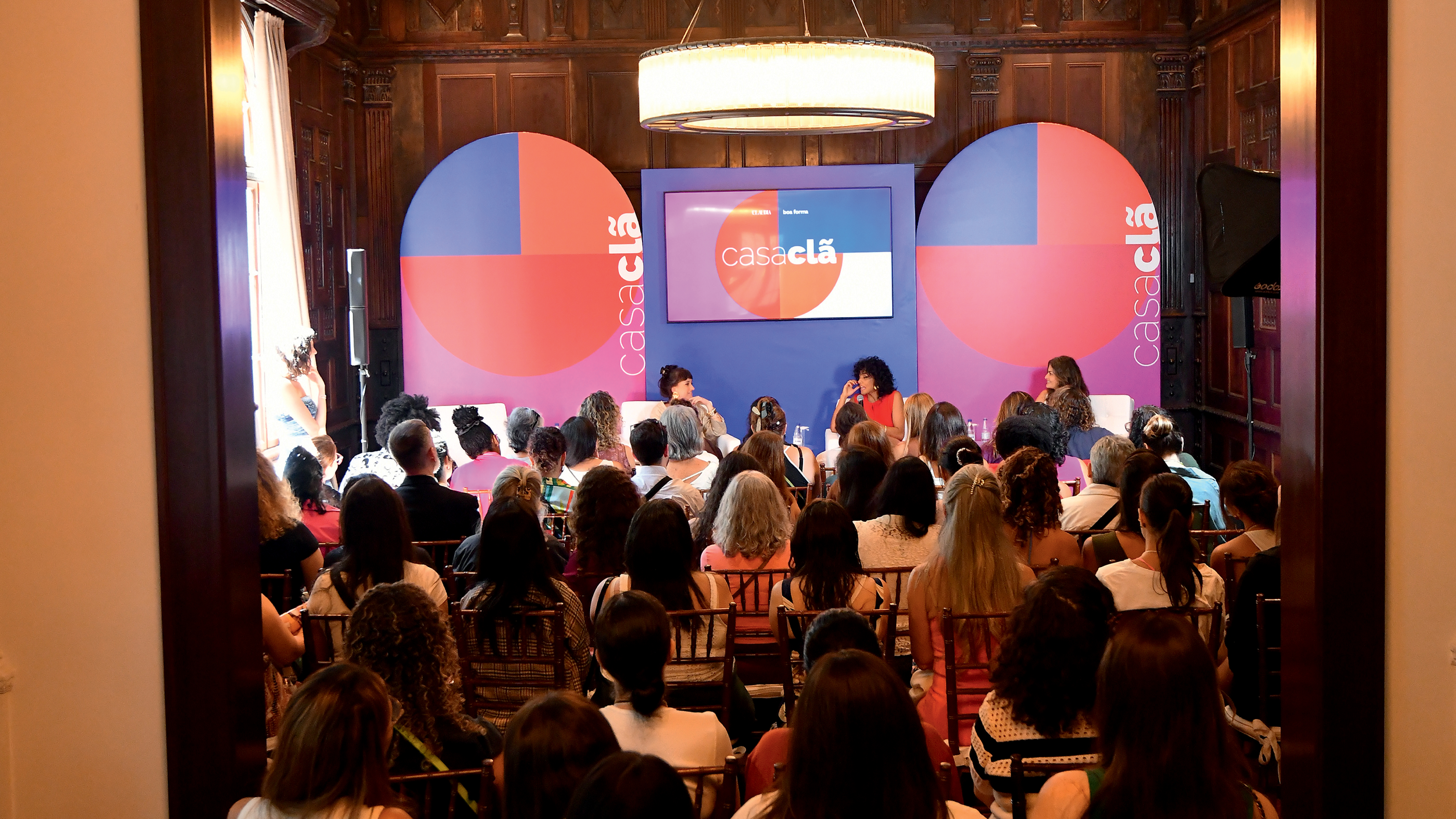 Casa Clã Finanças 2025: evento gratuito debate dinheiro e empreendedorismo feminino