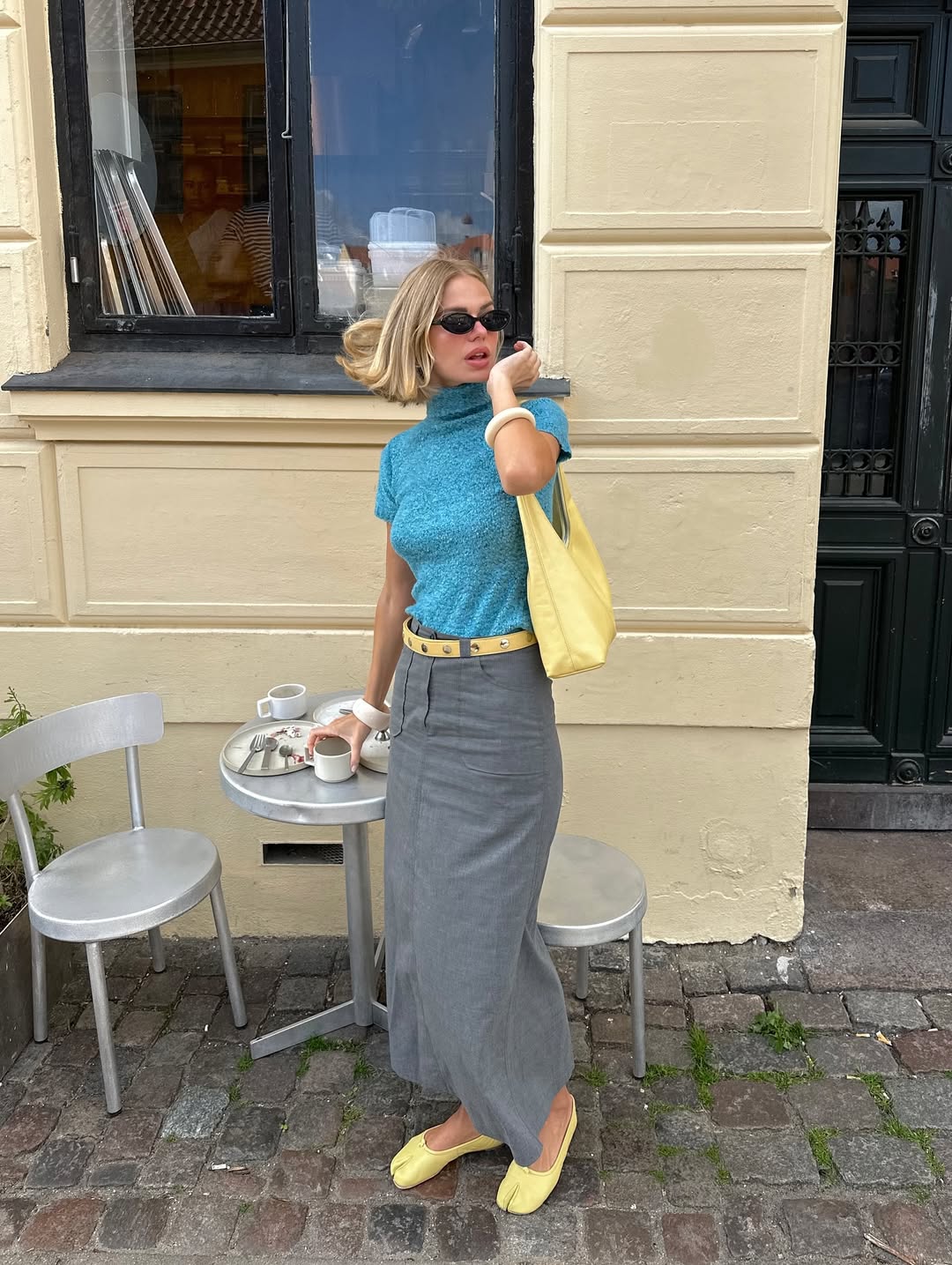 Sapato amarelo manteiga &eacute; tend&ecirc;ncia delicada da primavera/ver&atilde;o 2025