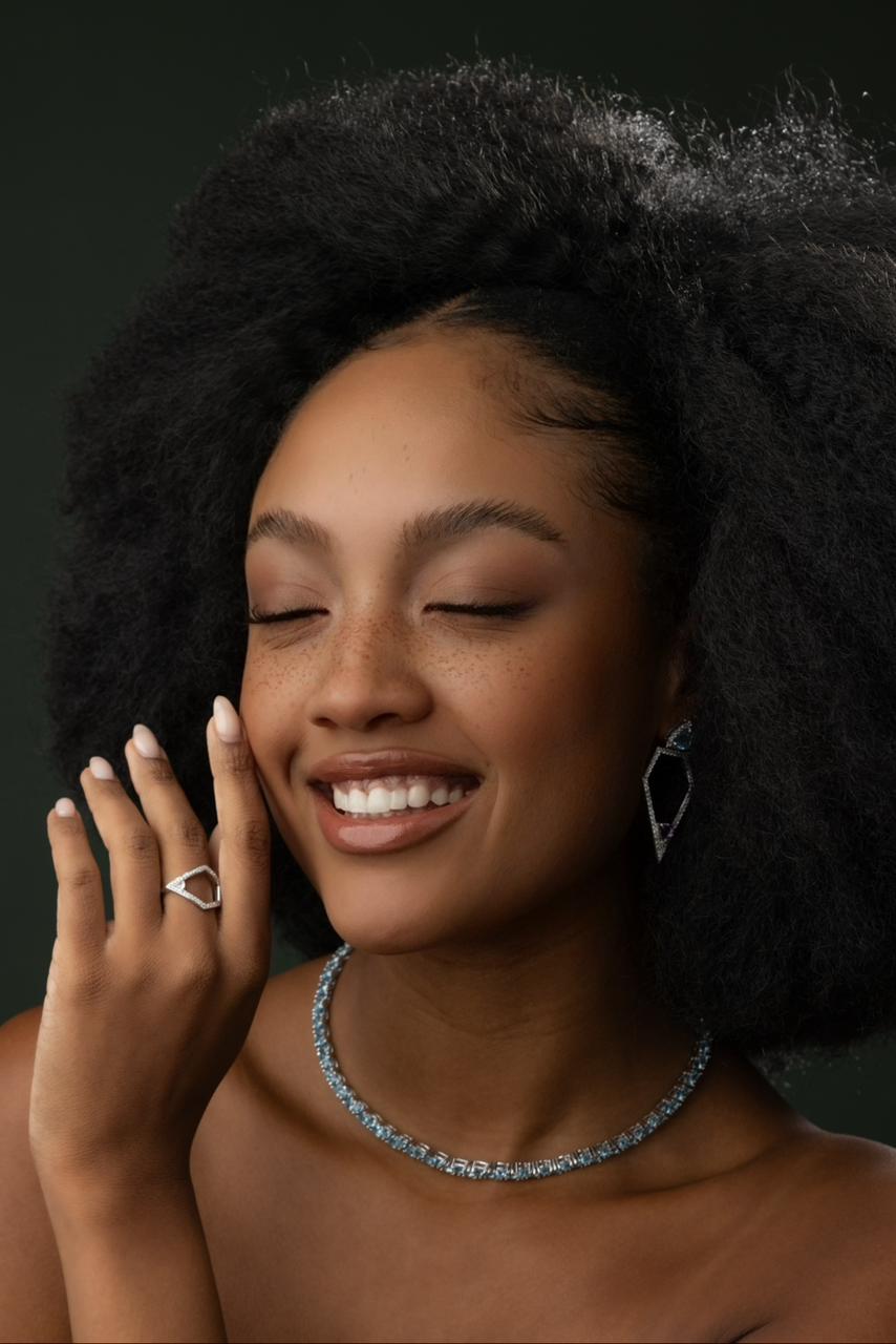 Maquiagem com sardinhas funciona para peles jovens e maduras