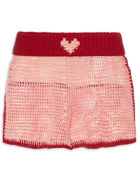 Short vermelho e rosa de crochê