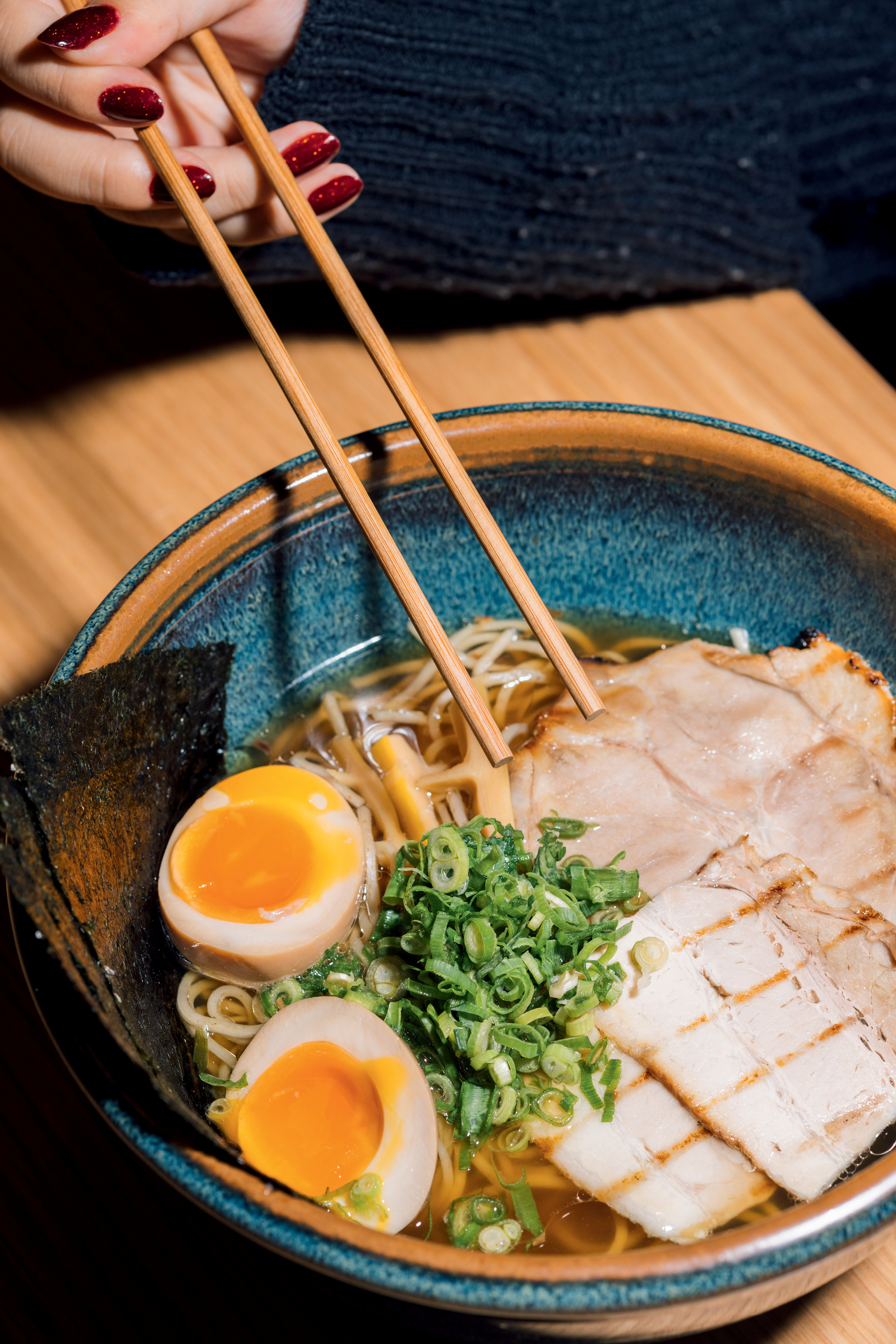 Jojo Ramen Pinheiros na revista CLAUDIA