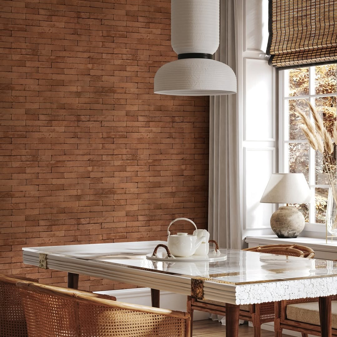 Sala elegante com tijolinho aparente