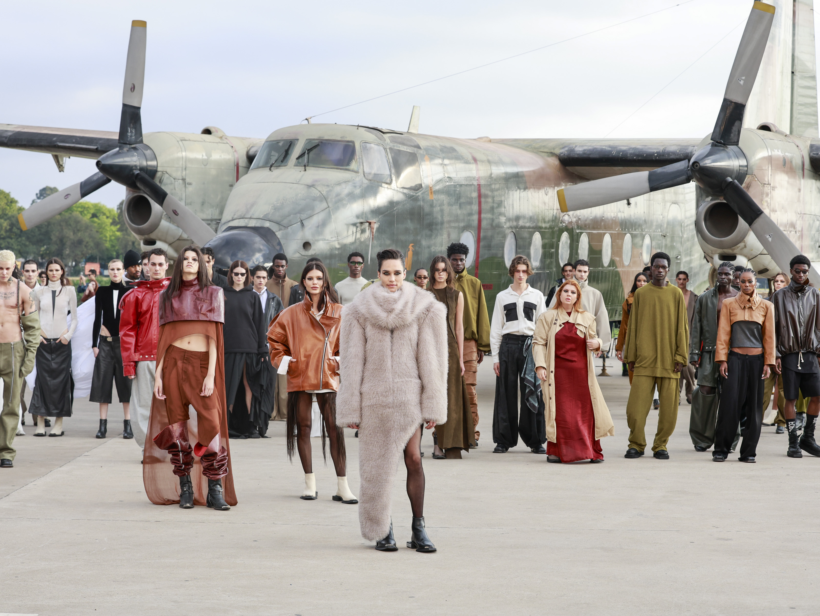 Desfile da Forca Studio