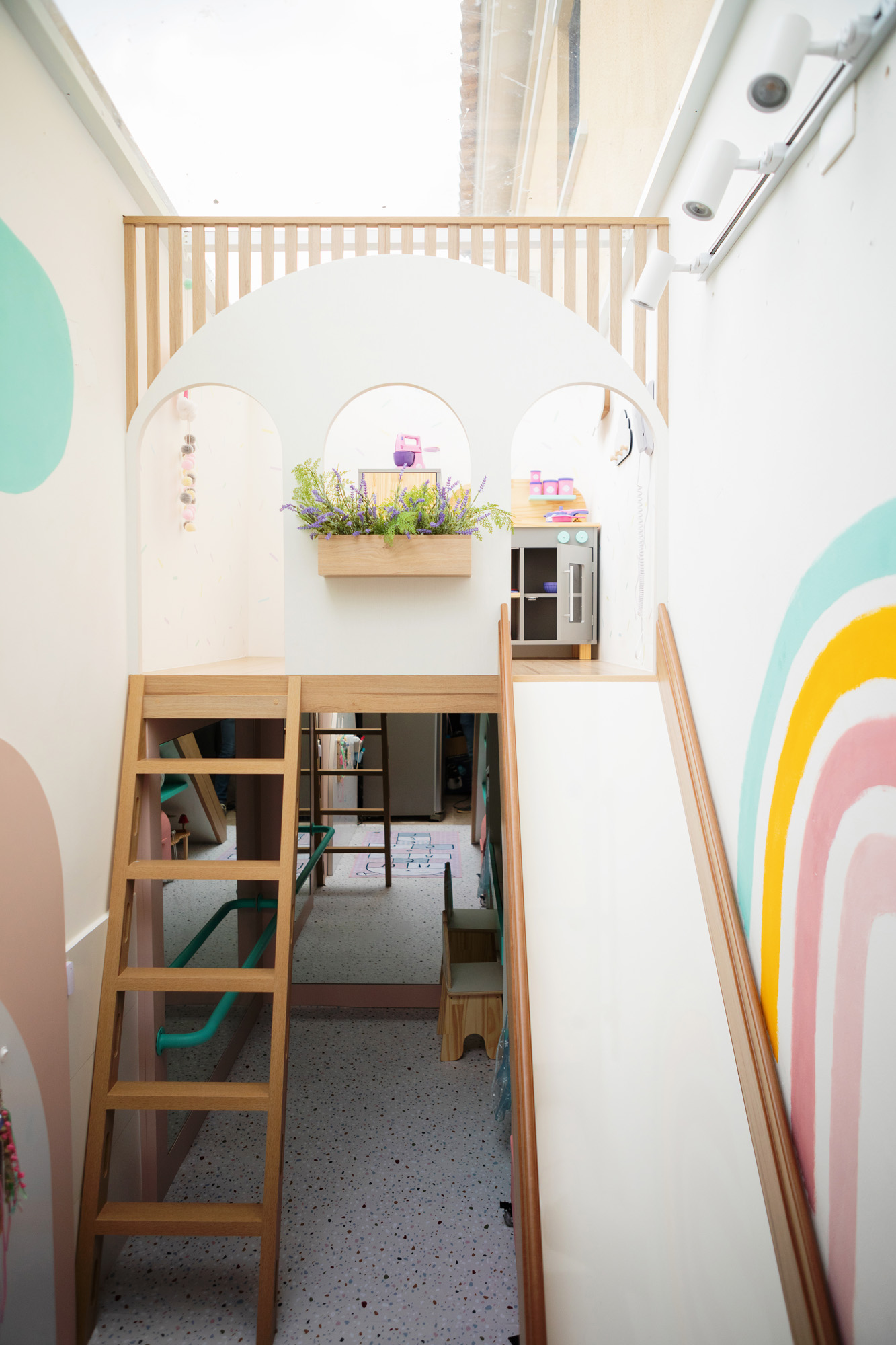 L&aacute; Na Teka &eacute; um escrit&oacute;rio de arquitetura especializado em decora&ccedil;&atilde;o infanto juvenil.