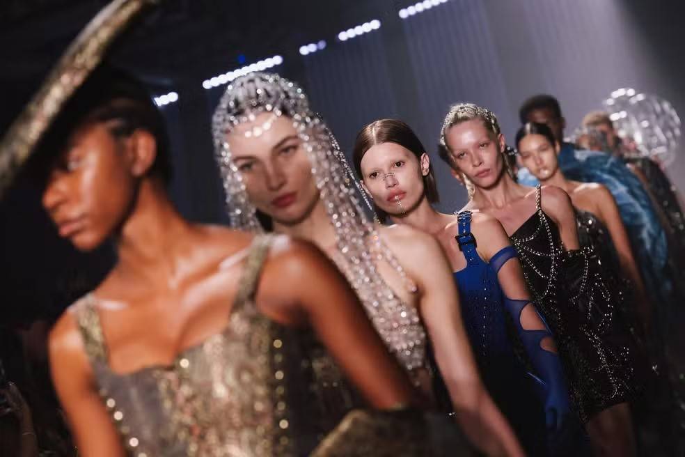 SPFW 2025: veja a programação dos 38 desfiles que celebram os 30 anos do evento