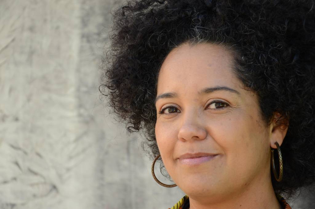“O Brasil gosta de silenciar a própria história”, declara Bianca Santana em novo livro
