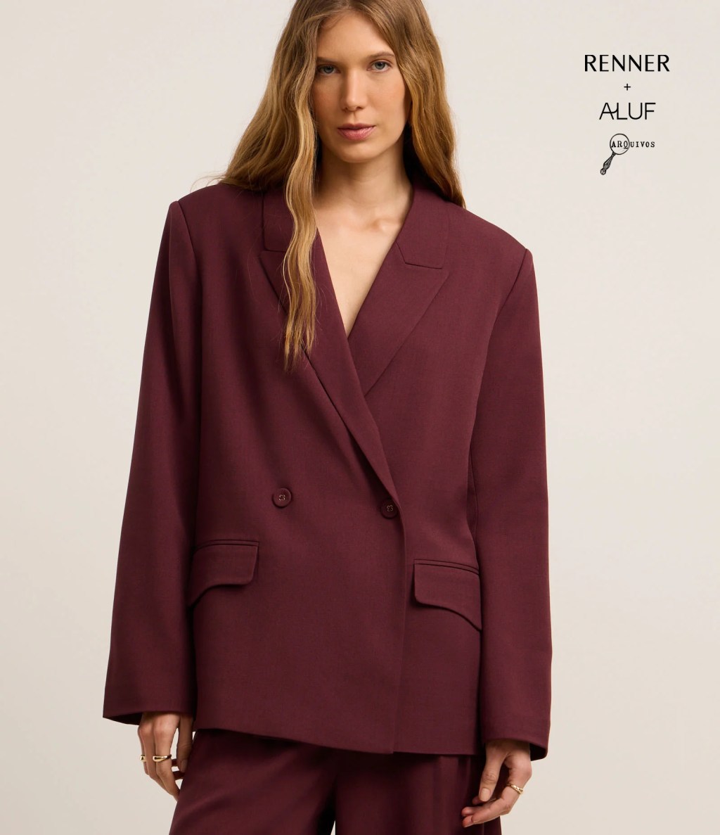 Foto de um blazer vermelho