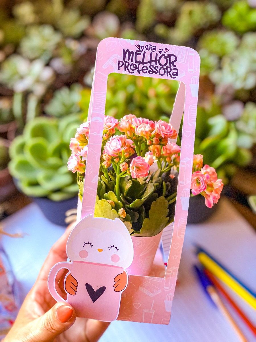 Imagem de lembrancinha com flores para o dia dos professores.