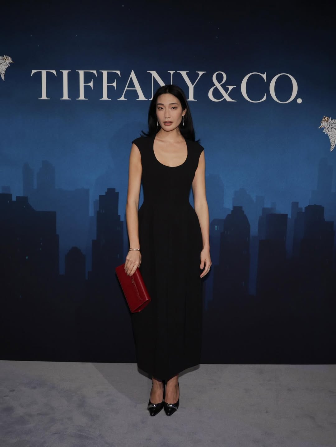 Look cl&aacute;ssico para m&atilde;e usar na formatura