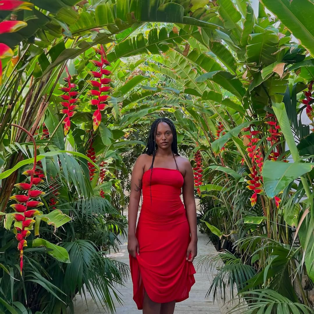 Vestido vermelho para celebrar o Ano Novo