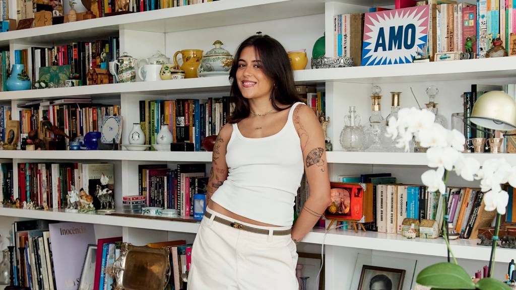 Casa com cara de casa: o apartamento de Beatriz Lobo revela histórias de família