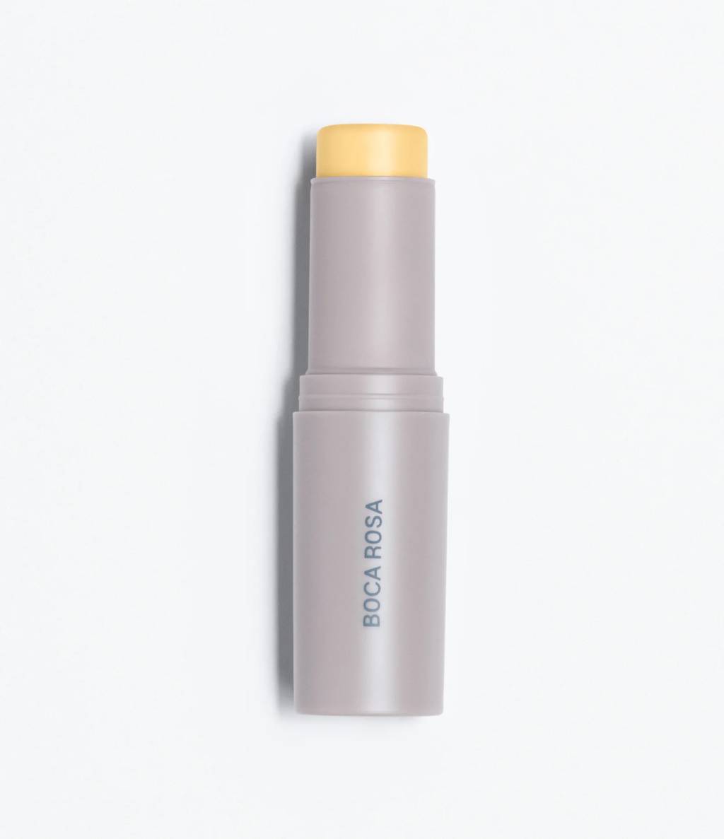 Stick multifuncional Boca Rosa Beauty, produto vers&aacute;til para base, corretivo e contorno, ideal para maquiagem pr&aacute;tica e efeito de pele vi&ccedil;osa.