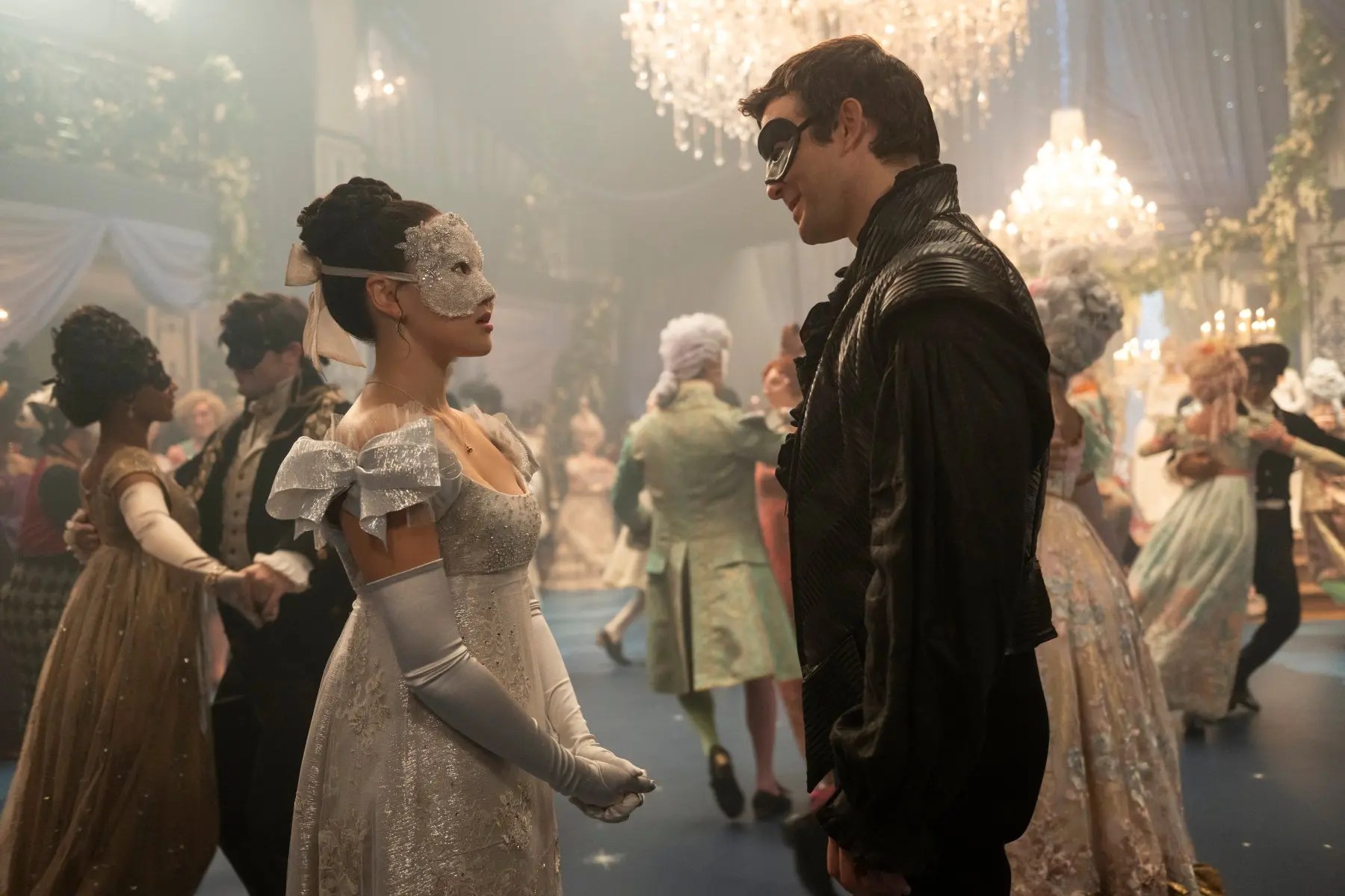4ª temporada de Bridgerton: o que a série mudou (e o que cortou) dos livros