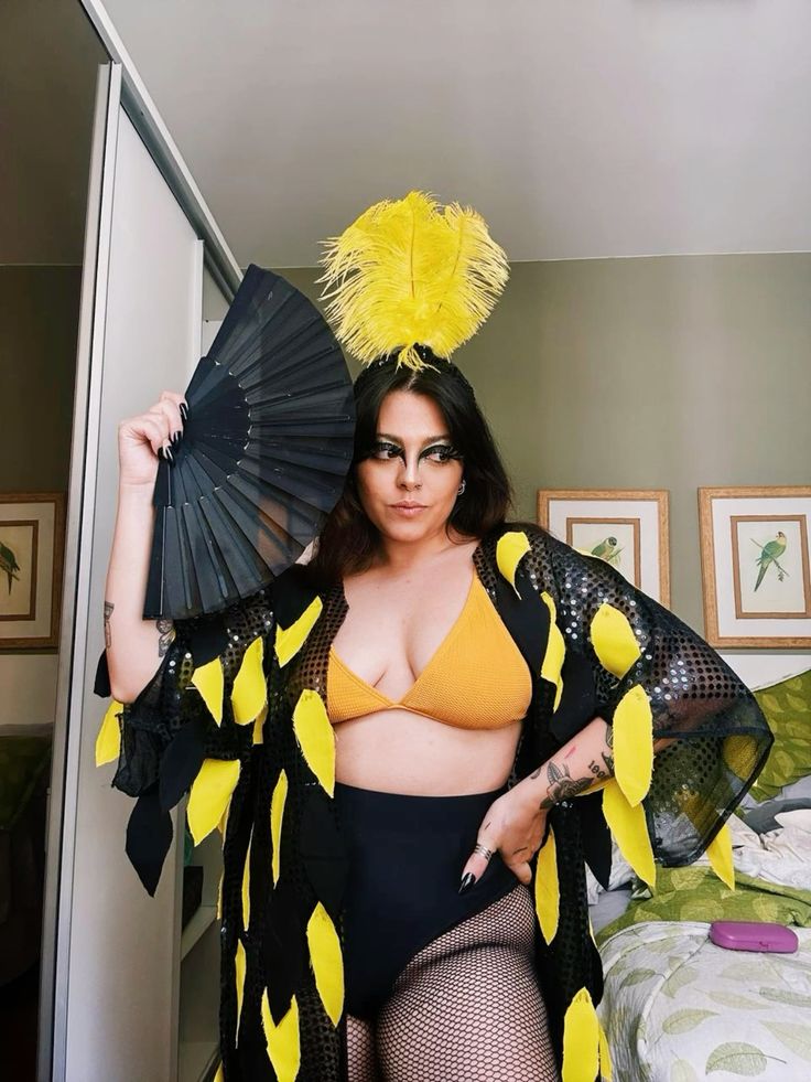 Fantasia de bem-te-vi leve e criativa para o Carnaval 2026