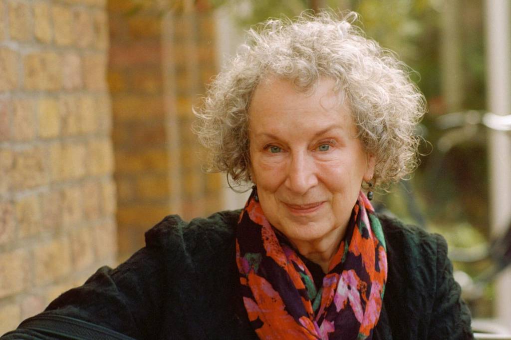 O que Margaret Atwood e Dickens ensinam sobre dívidas em 2026