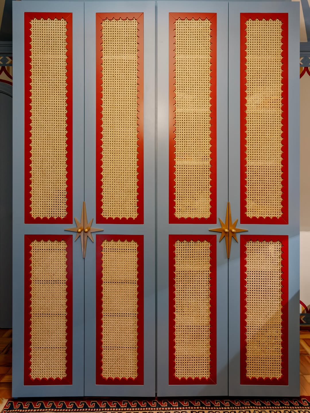 Quarto infantil com tema de circo