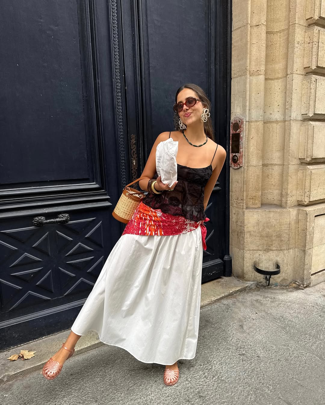 Rasteirinha retr&ocirc; &eacute; aposta para looks estilosos em 2026