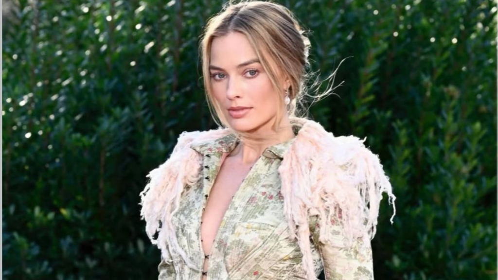 Os melhores looks de Margot Robbie em ‘Morro dos Ventos Uivantes’