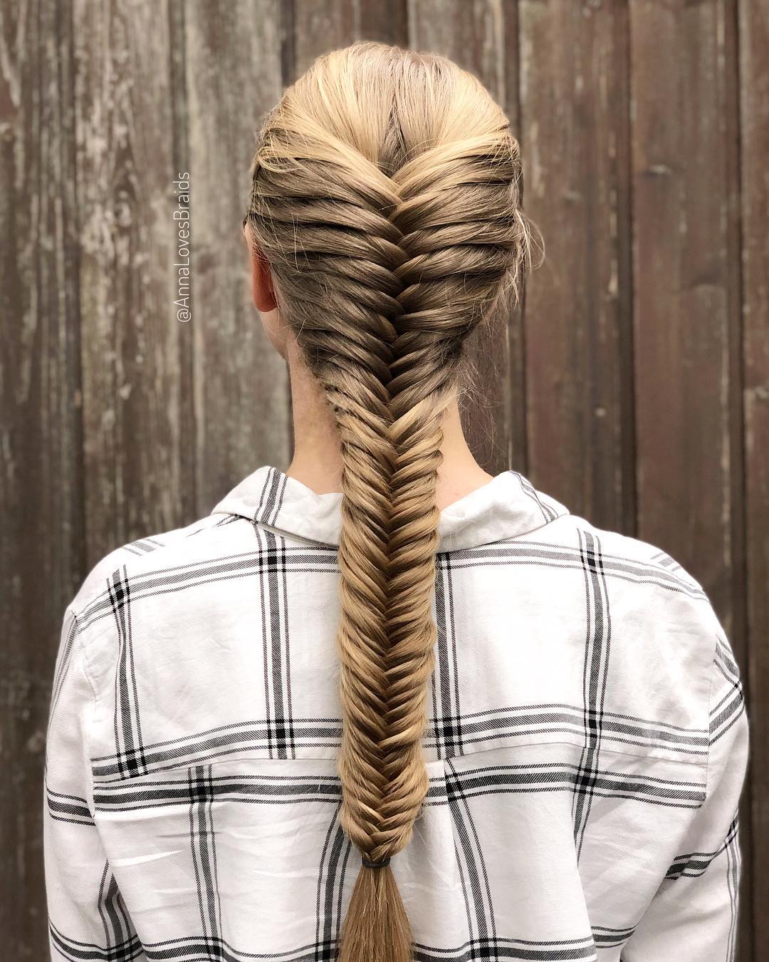 Tran&ccedil;a escama de peixe francesa