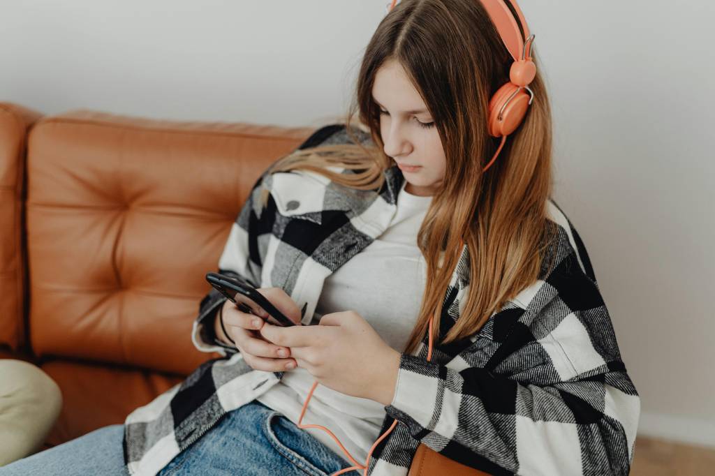 Entenda seu filho! As 15 gírias mais populares entre os adolescentes