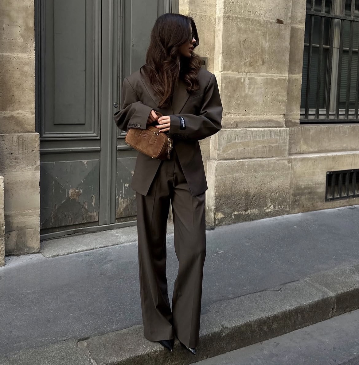 5 formas de usar blazer marrom no outono