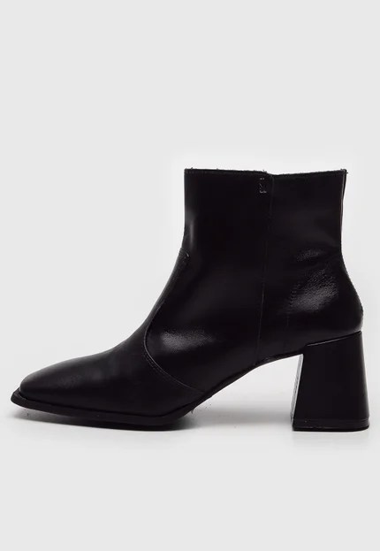 Bota de couro preta