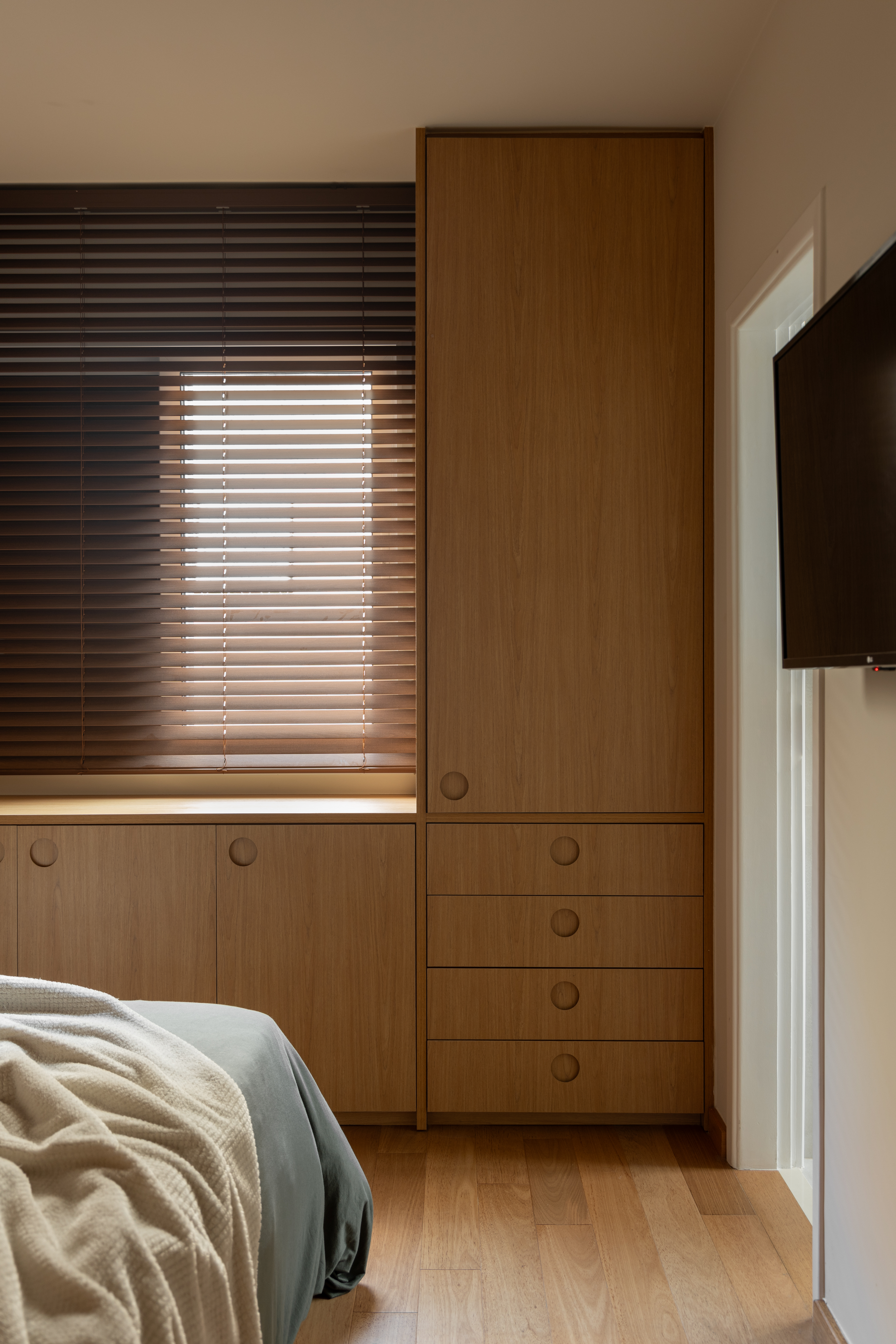 Dicas que deixam o quarto com cara de hotel caro sem gastar muito